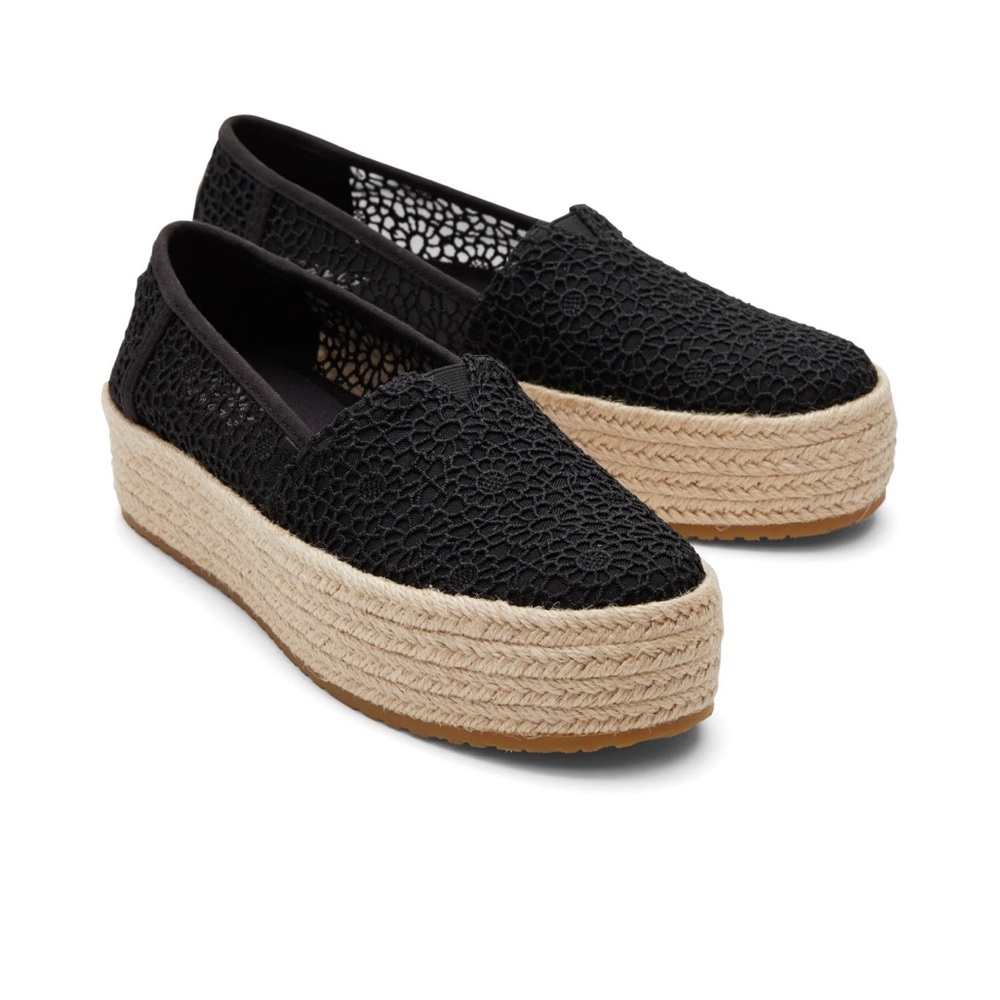 New in box-never worn-Toms Valencia Platform Espadrille Moroccan Crochet Black
